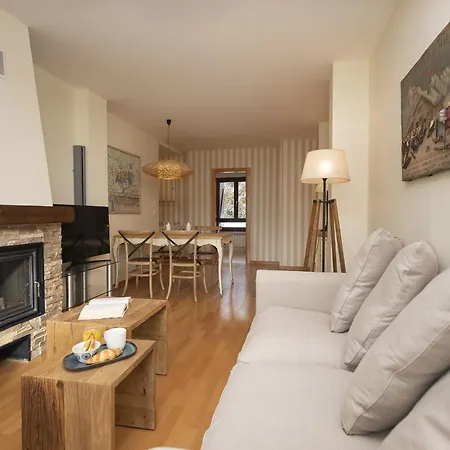 Cumbre Del Sarrio By Bevalle Apartment Panticosa