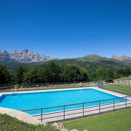 Apartment Cumbre Del Sarrio By Bevalle Panticosa