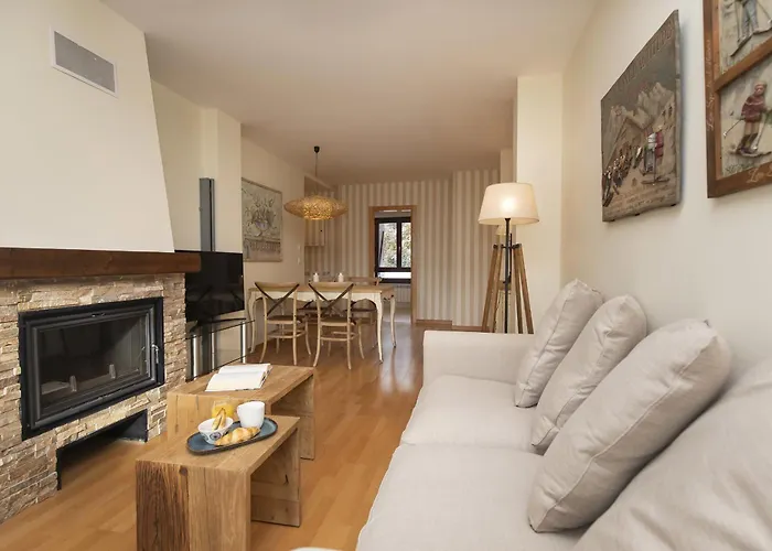 Cumbre Del Sarrio By Bevalle Appartement Panticosa